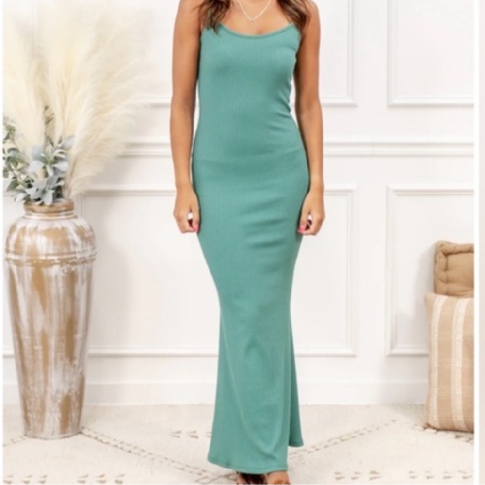 🟠NWT CULTURE CODE Turning Heads Ribbed Bodycon Dress in Jade LG